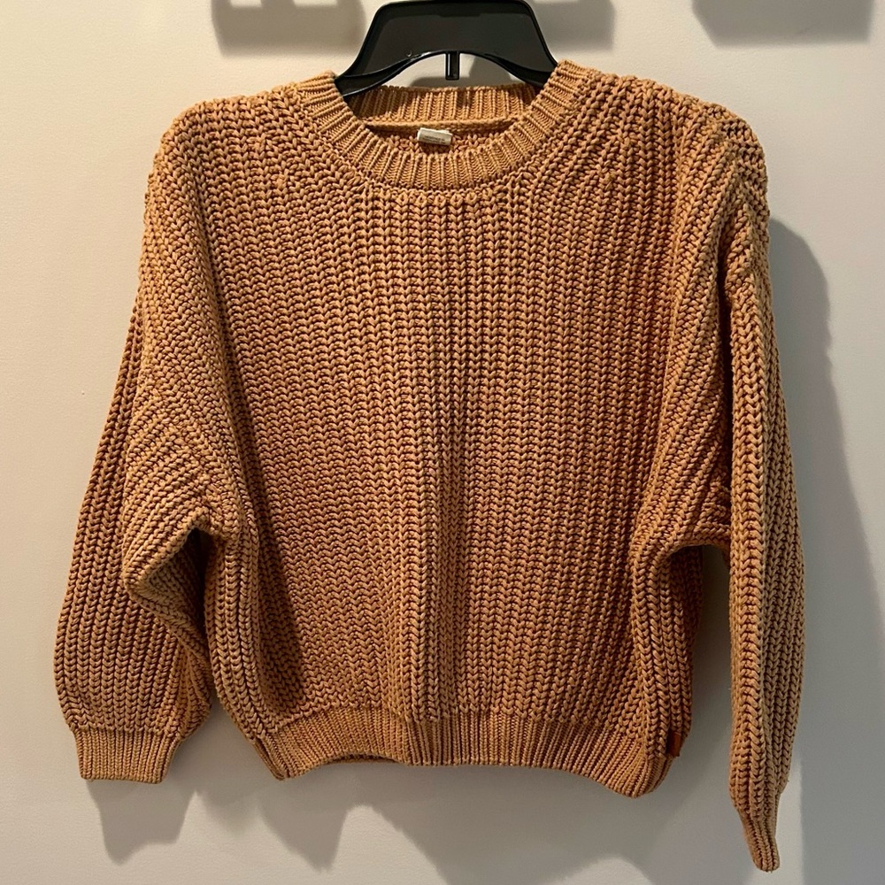 Goumi Textured Knit Sweater in Warm Tan